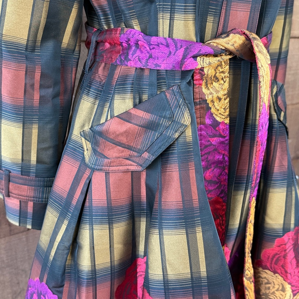 Samuel Dong Classic Bubble Dress Trench Coat in Plaid Floral Brocade Small - Picture 3 of 11